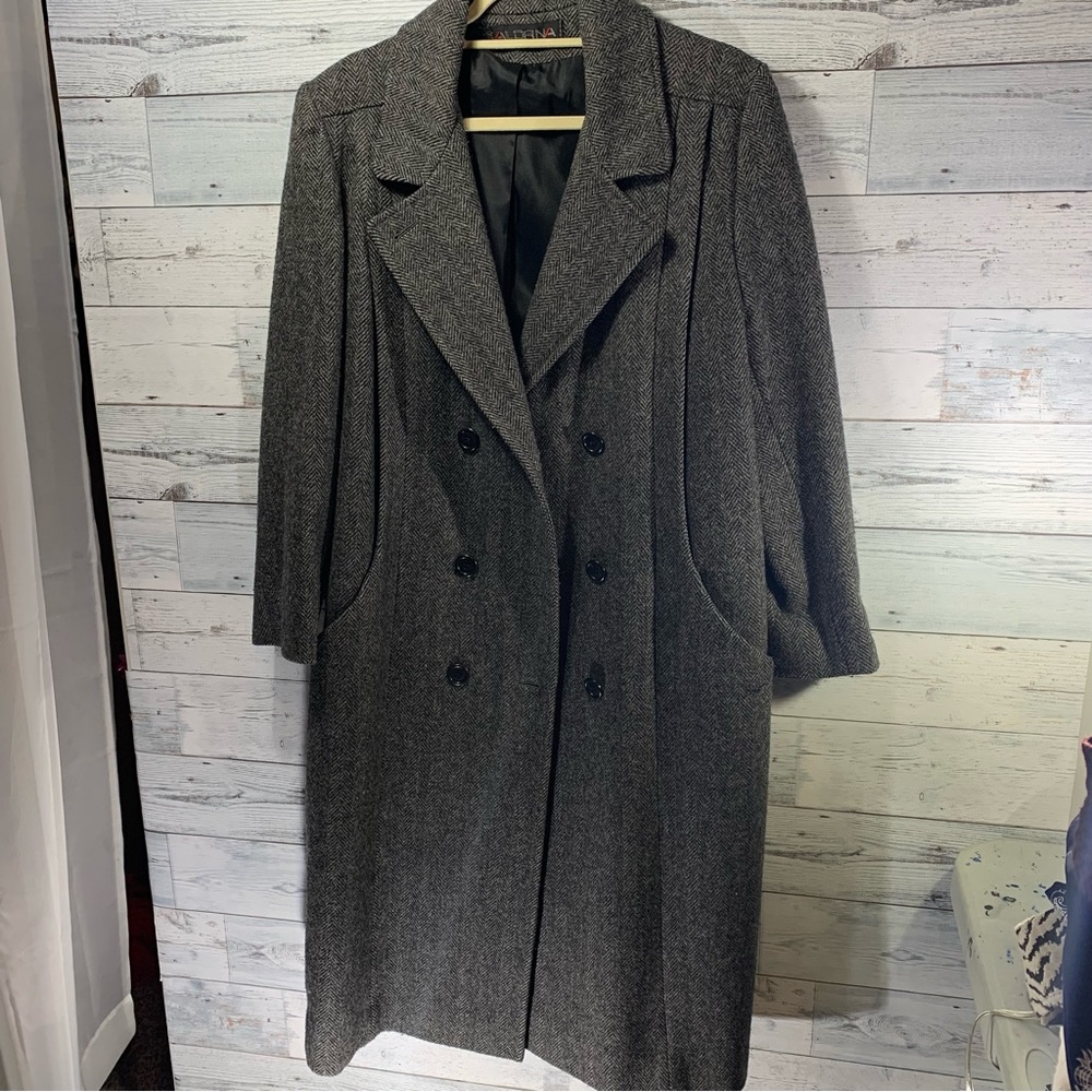 Alorna Petite Womens Wool Coat  Herringbone Double Breasted Lined